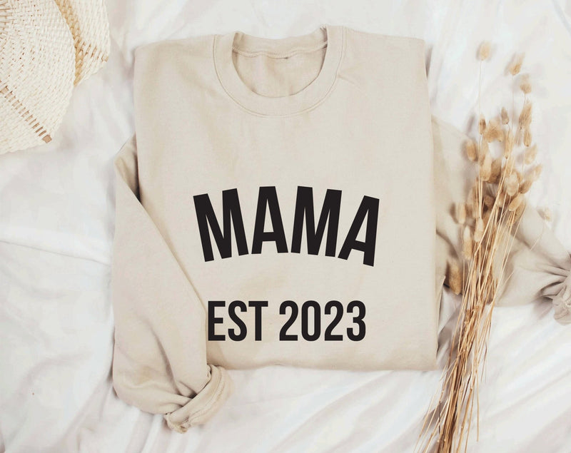 Mama est 2023 sweatshirt - little crafty souls