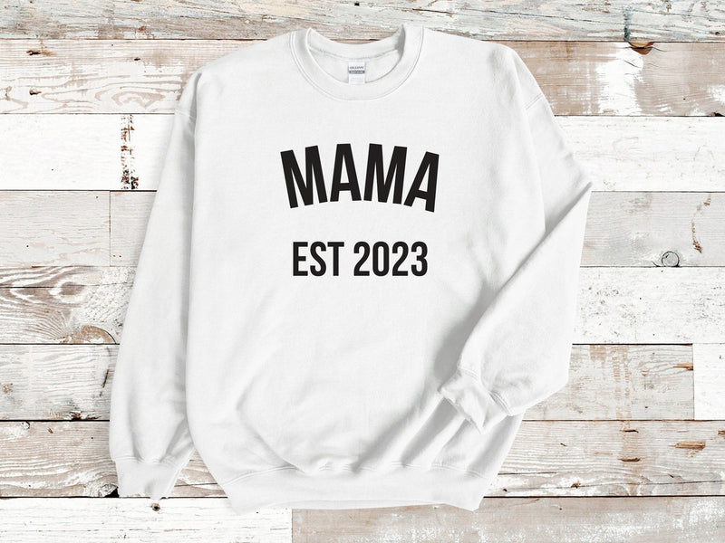 Mama est 2023 sweatshirt - little crafty souls