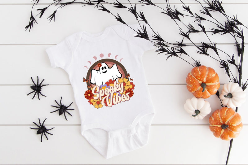 Retro Spooky Vibes Tshirt - little crafty souls