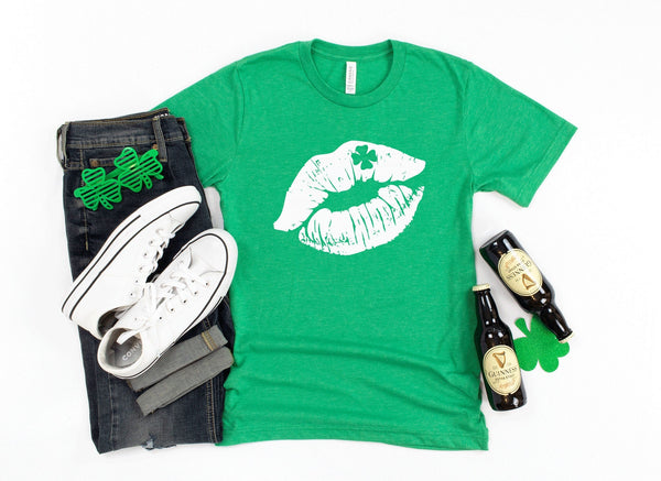 St Patricks Day Kiss Tshirt - little crafty souls